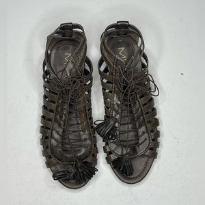 MIA size 7 women flat shoes